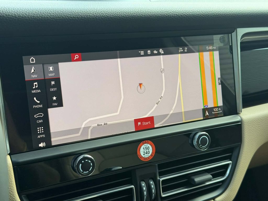 New 2026 Porsche Macan AWD/4WD image 27