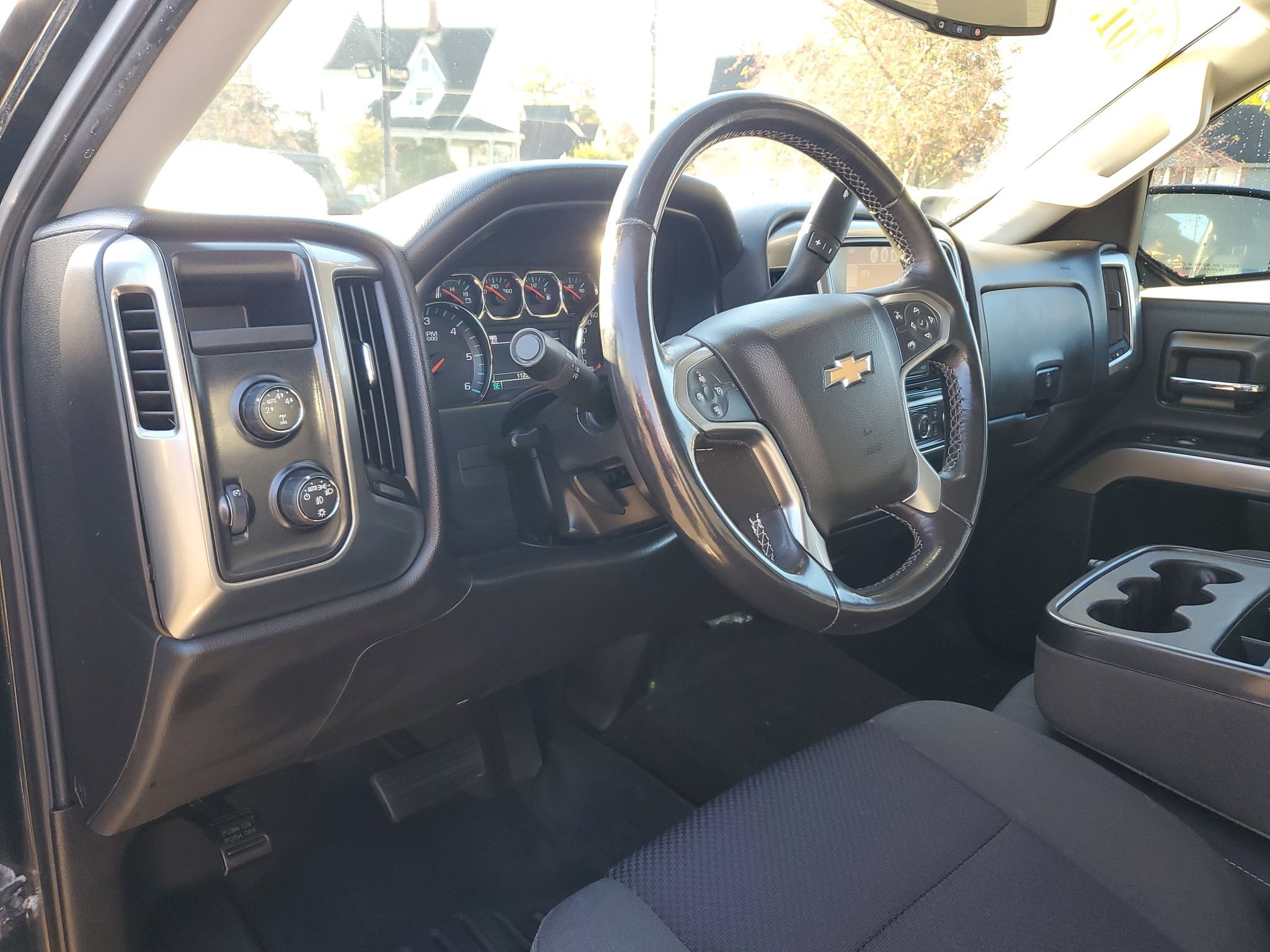 Used 2015 Chevrolet Silverado 1500 LT w/ LT Convenience Package AWD/4WD image 15