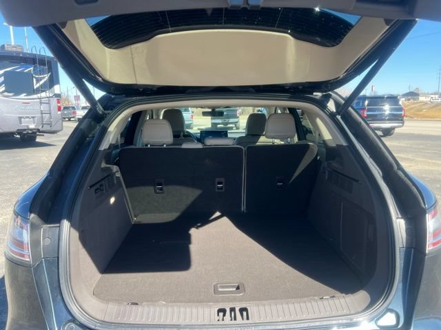 Used 2022 Lincoln Nautilus Reserve w/ Equipment Group 201A AWD/4WD image 15