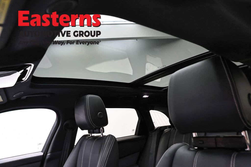 Used 2023 Land Rover Range Rover Velar R-Dynamic S AWD/4WD image 35