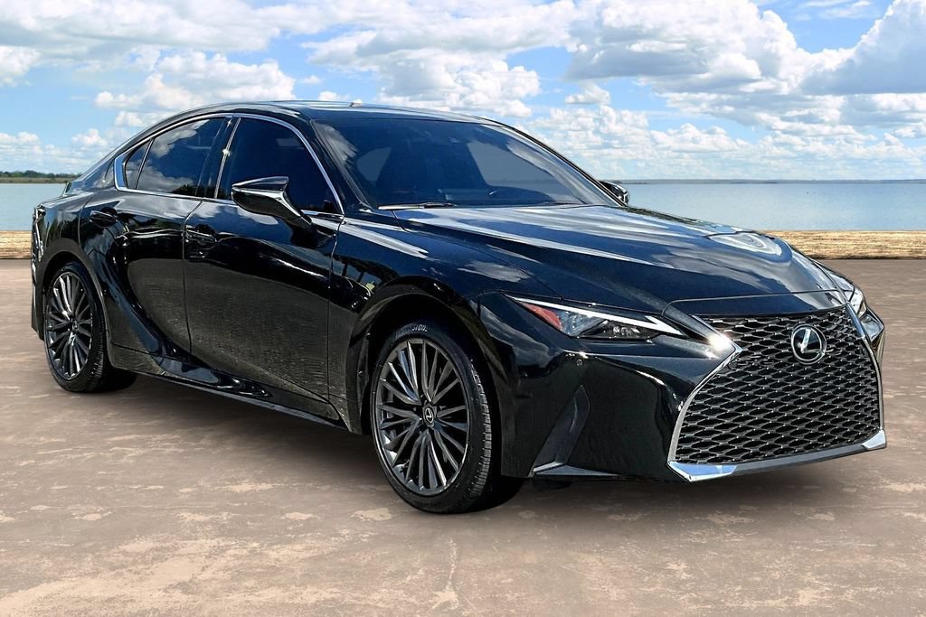 Used 2022 Lexus IS 300 AWD w/ Premium Package image 3