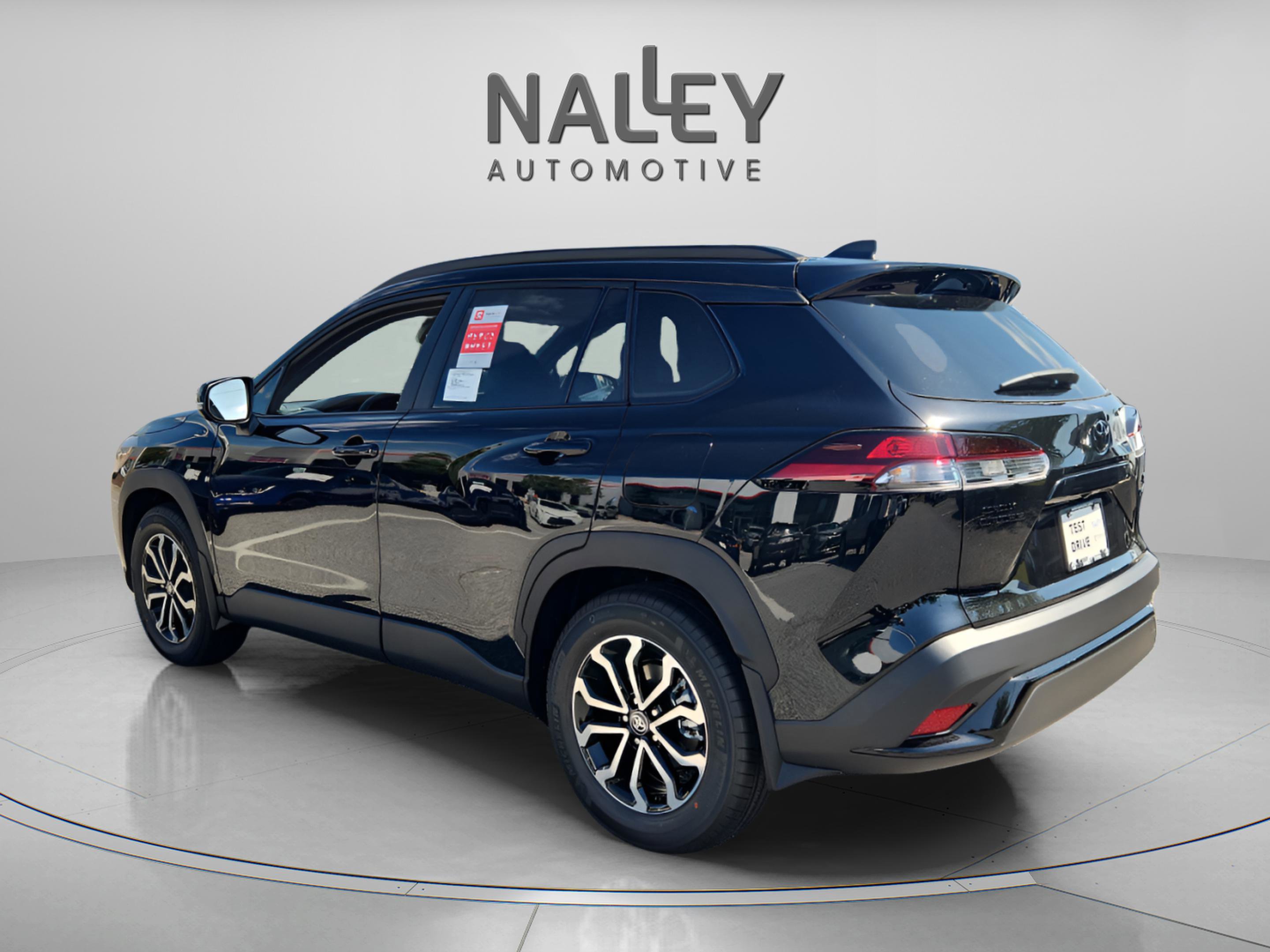 New 2026 Toyota Corolla Cross SE image 3