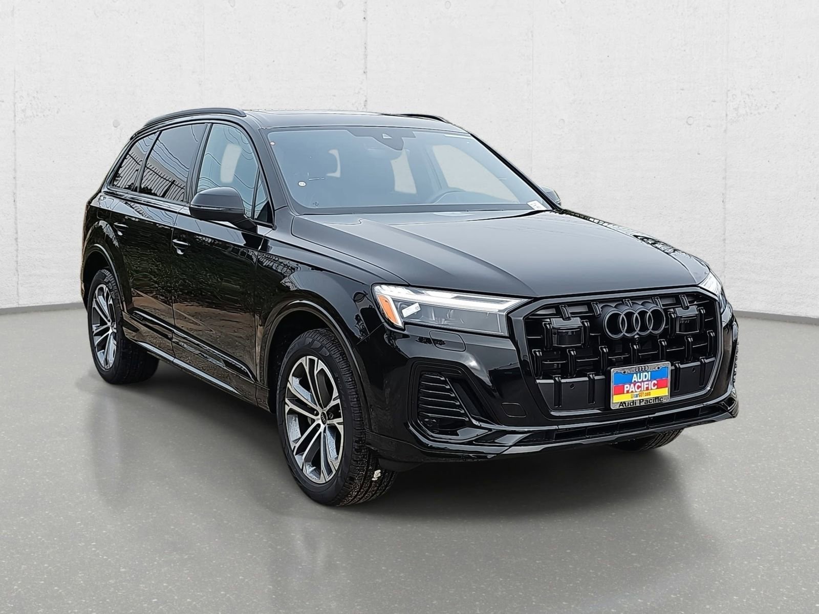 New 2026 Audi Q7 2.0T Premium AWD/4WD image 3