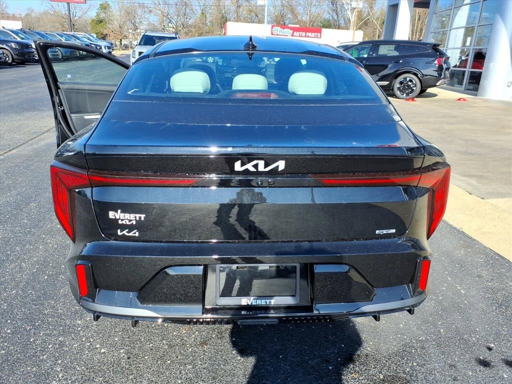 New 2025 Kia K4 GT-Line image 22