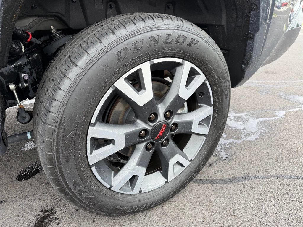 Used 2025 Toyota 4Runner TRD Sport AWD/4WD image 31