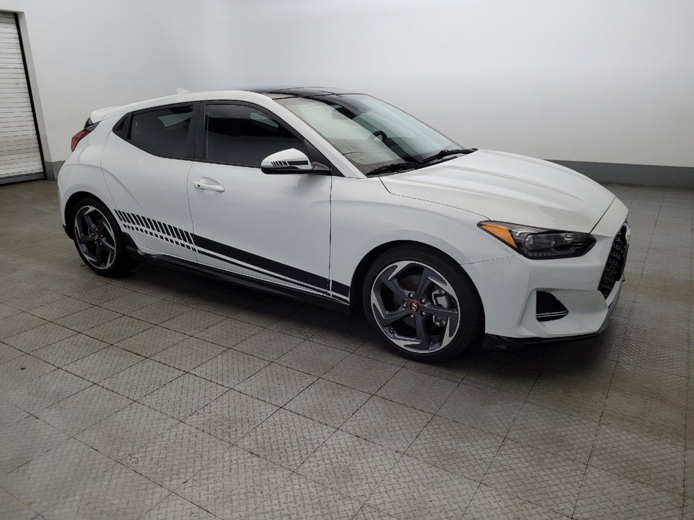 Used 2021 Hyundai Veloster Turbo image 11