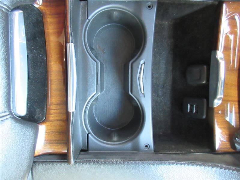 Used 2015 Cadillac Escalade ESV Premium AWD/4WD image 18