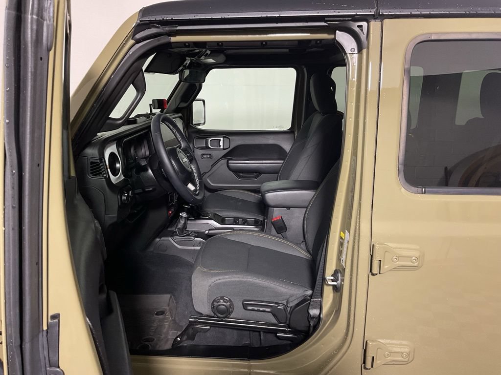 Used 2025 Jeep Wrangler Unlimited Sport AWD/4WD image 20
