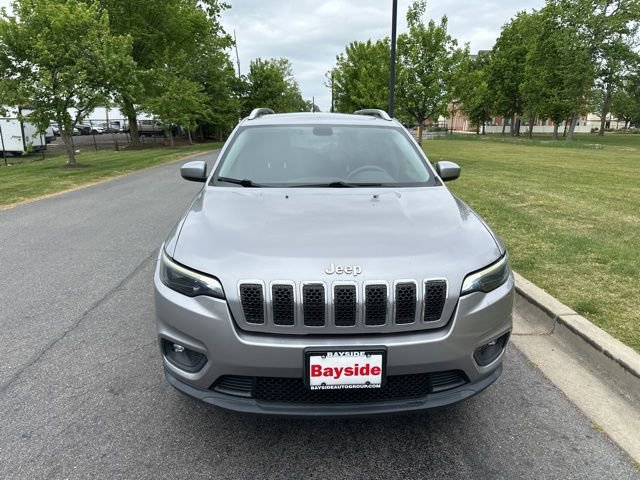 Used 2019 Jeep Cherokee Latitude w/ Cold Weather Group AWD/4WD image 4