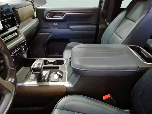 Used 2023 Chevrolet Silverado 1500 High Country w/ High Country Premium Package AWD/4WD image 18