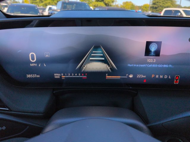 Used 2025 Buick Enclave Preferred FWD image 29