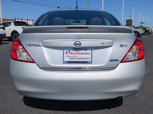 Used 2014 Nissan Versa SV image 5