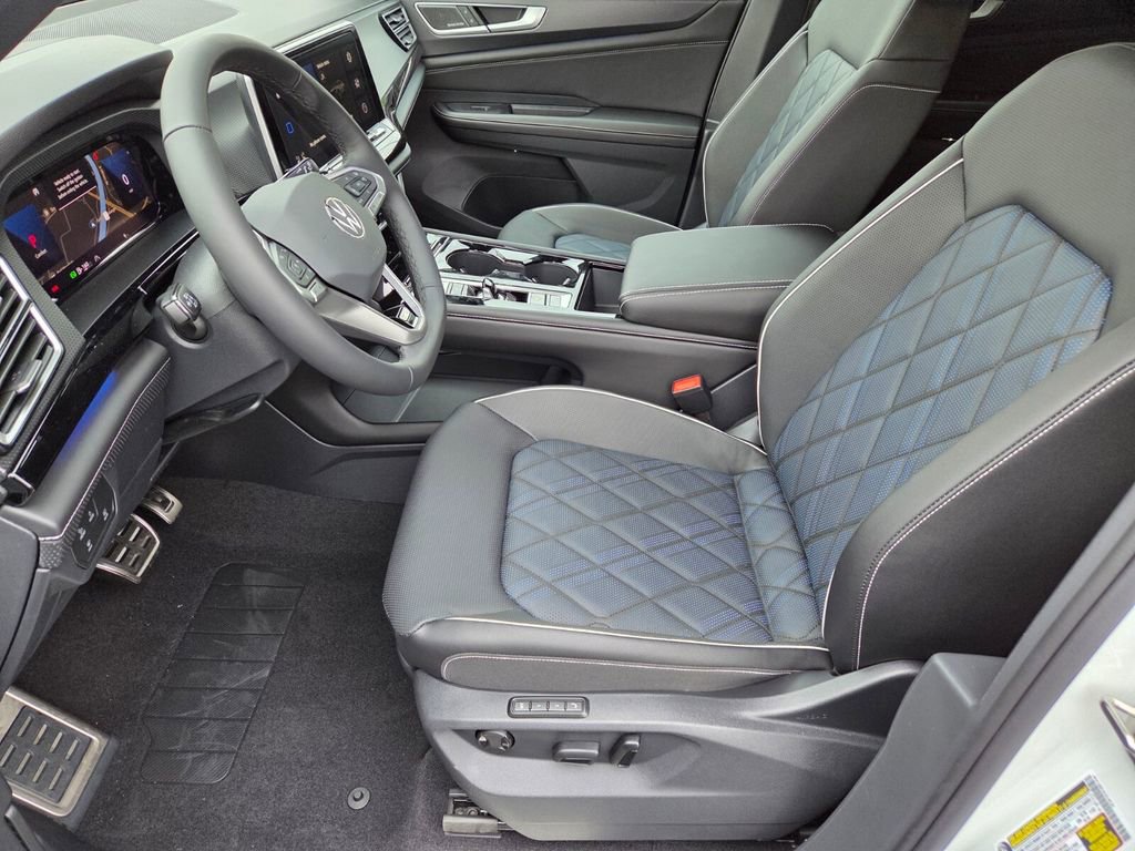 New 2026 Volkswagen Atlas Cross Sport SEL Premium R-Line image 6