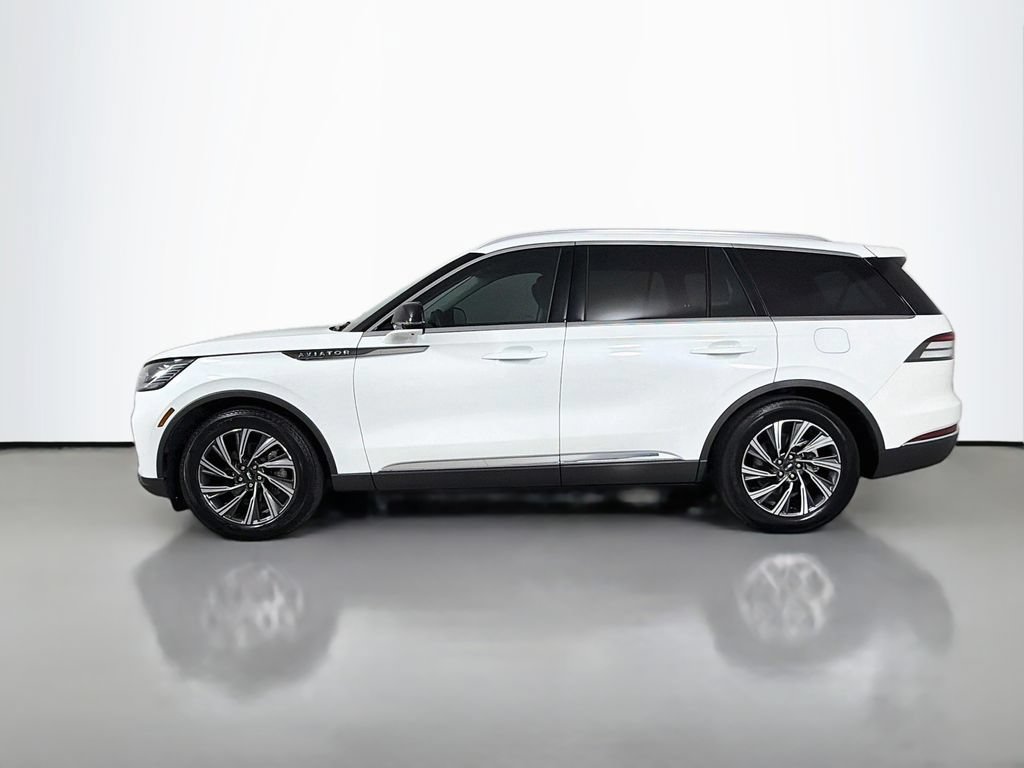 Used 2026 Lincoln Aviator 2WD image 8