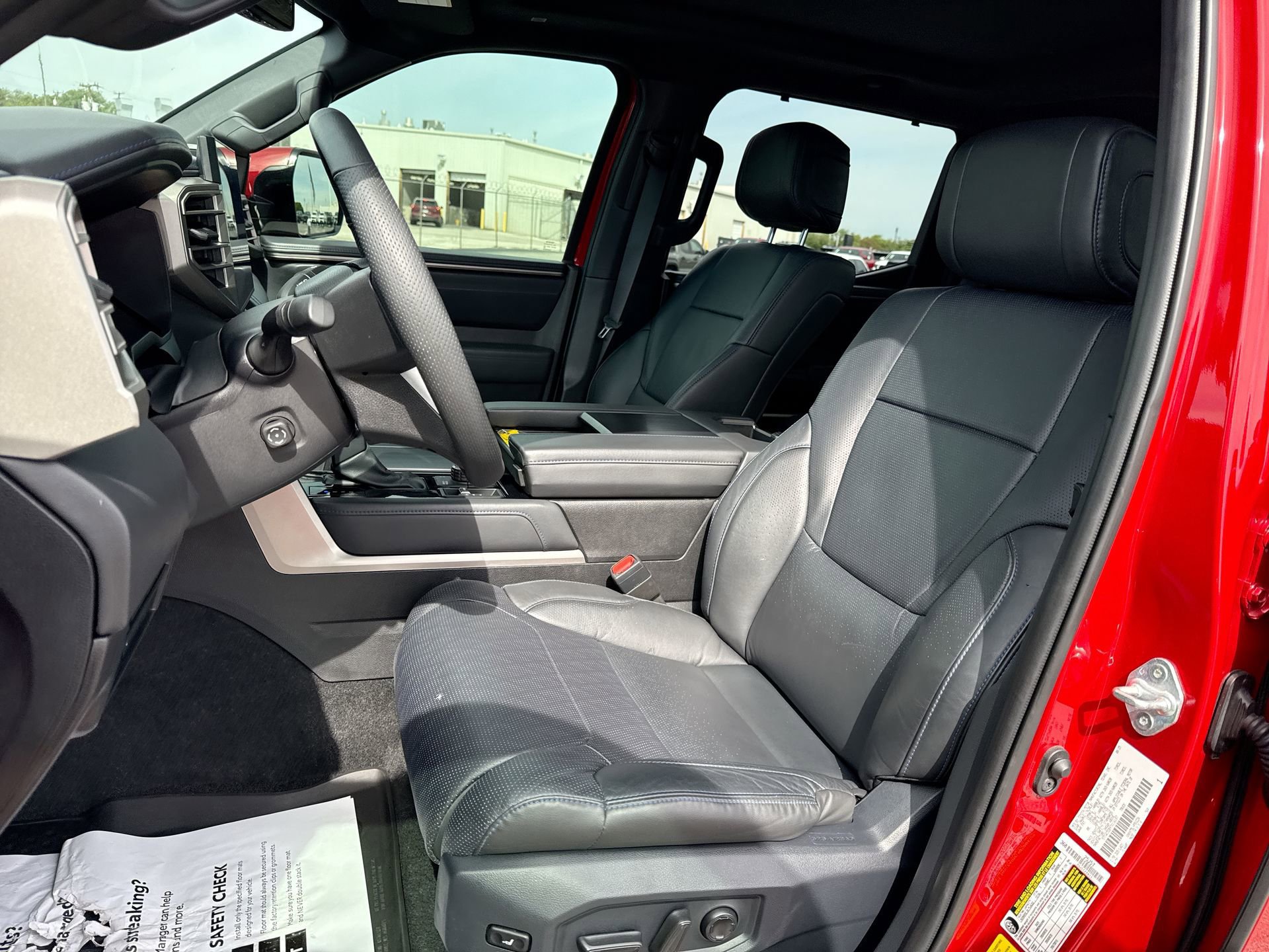 Certified 2026 Toyota Tundra Platinum w/ TRD Off-Road Package AWD/4WD image 13