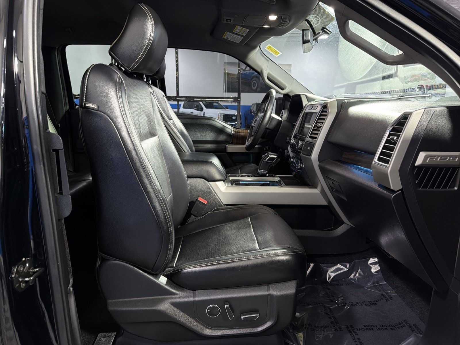 Used 2016 Ford F150 Lariat w/ Equipment Group 501A Mid AWD/4WD image 25