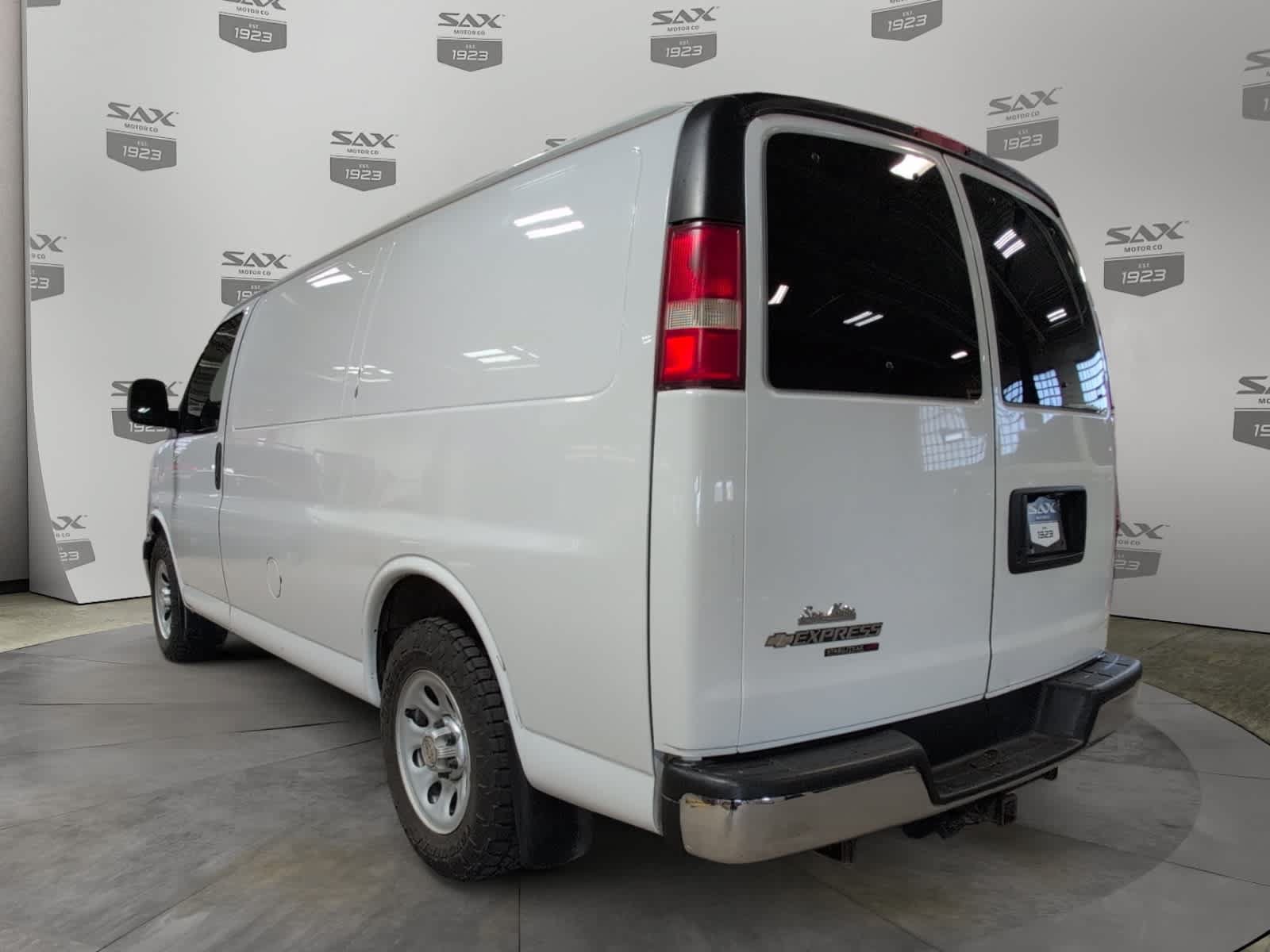 Used 2012 Chevrolet Express 1500 AWD w/ Power Package image 3