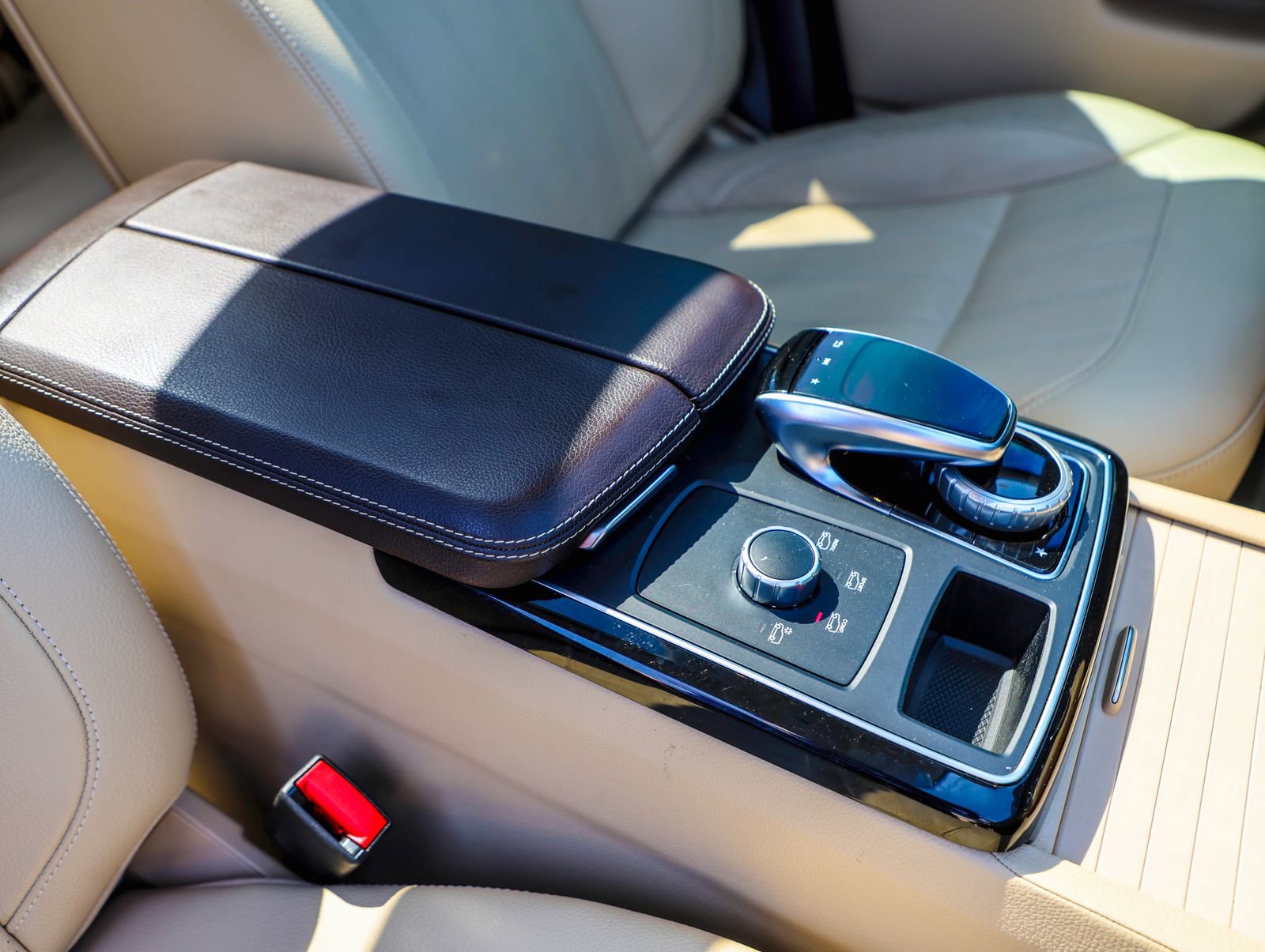 Used 2018 Mercedes-Benz GLE 350 image 18