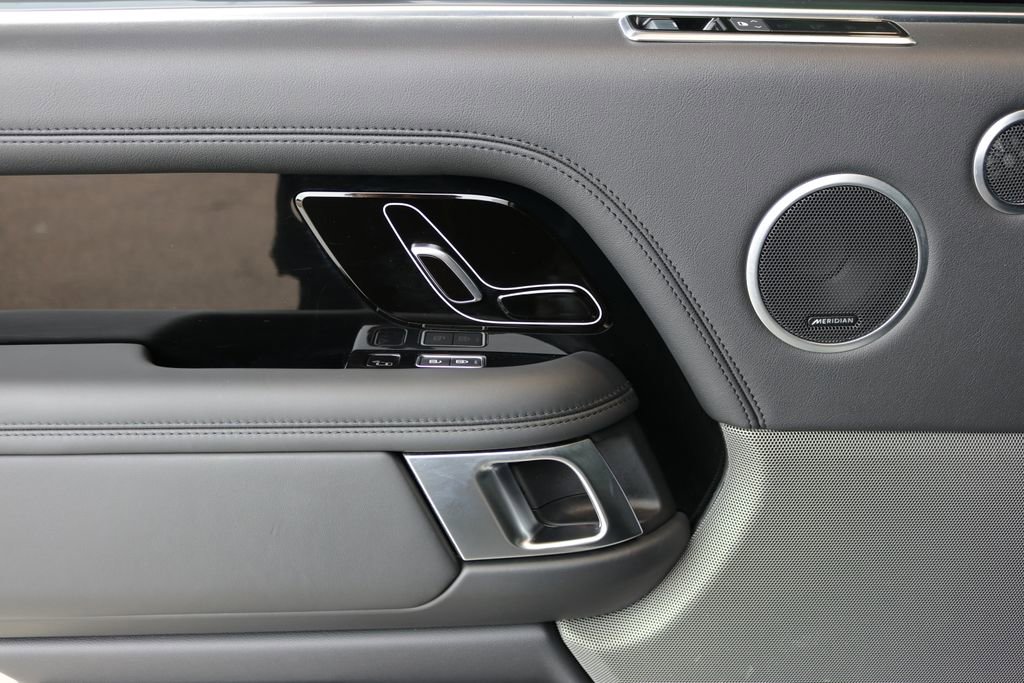 Used 2021 Land Rover Range Rover P525 Westminster Edition LWB image 23