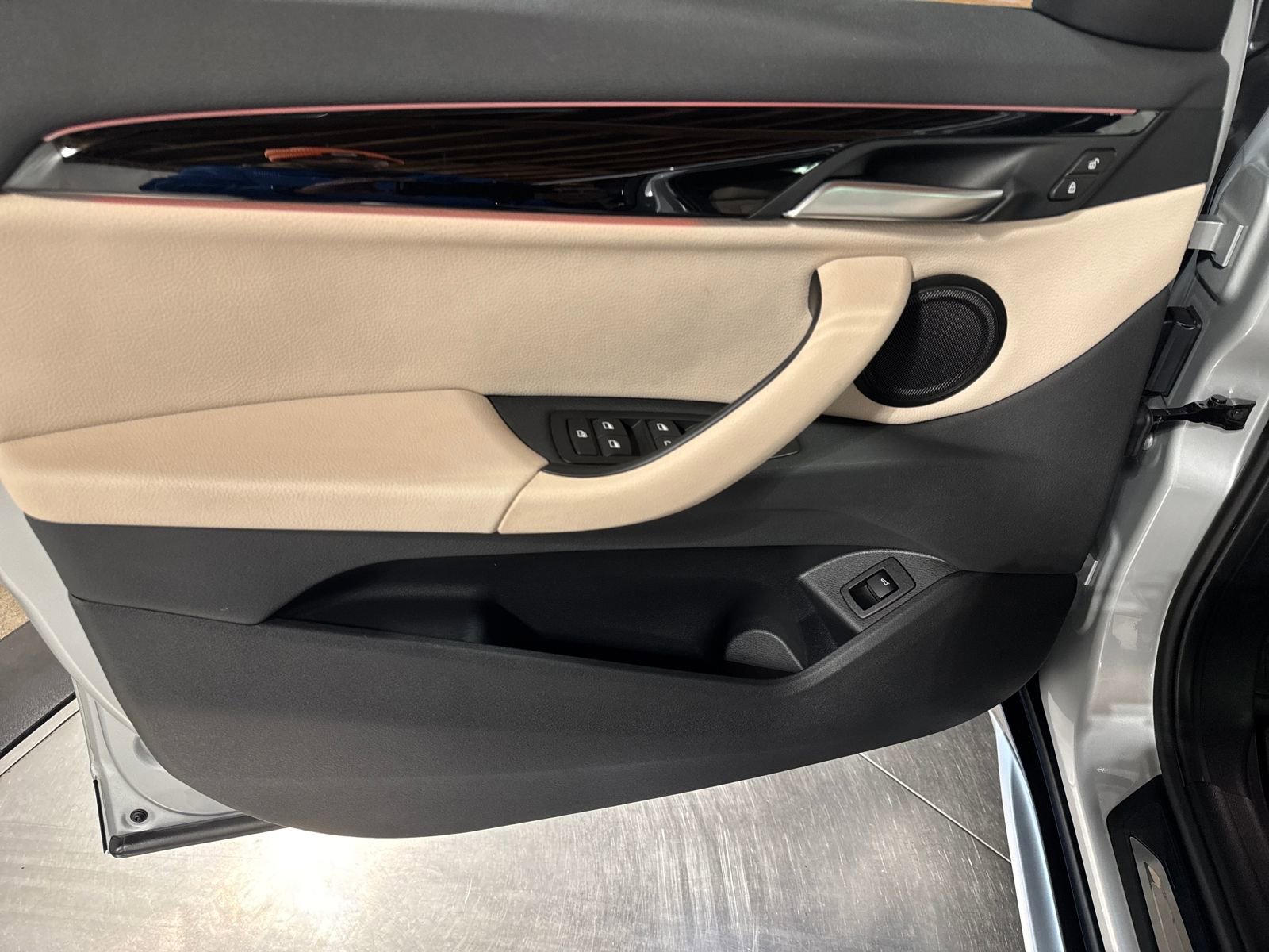 Used 2018 BMW X1 xDrive28i w/ Convenience Package image 27