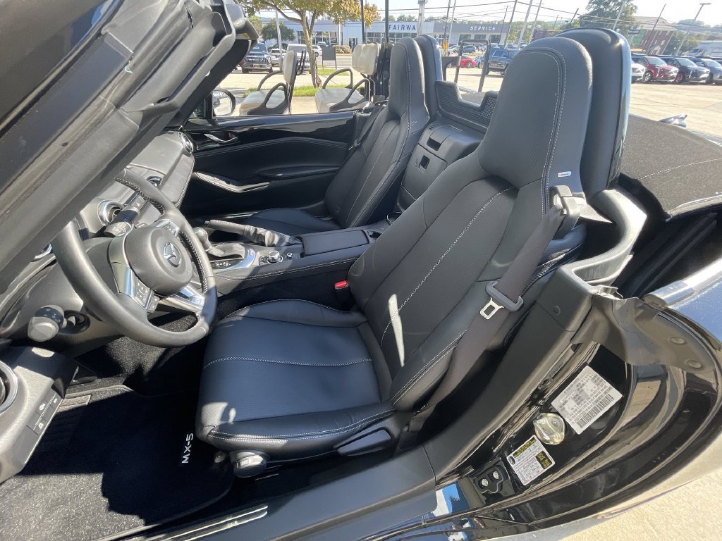 Used 2026 MAZDA MX-5 Miata Grand Touring RWD image 20