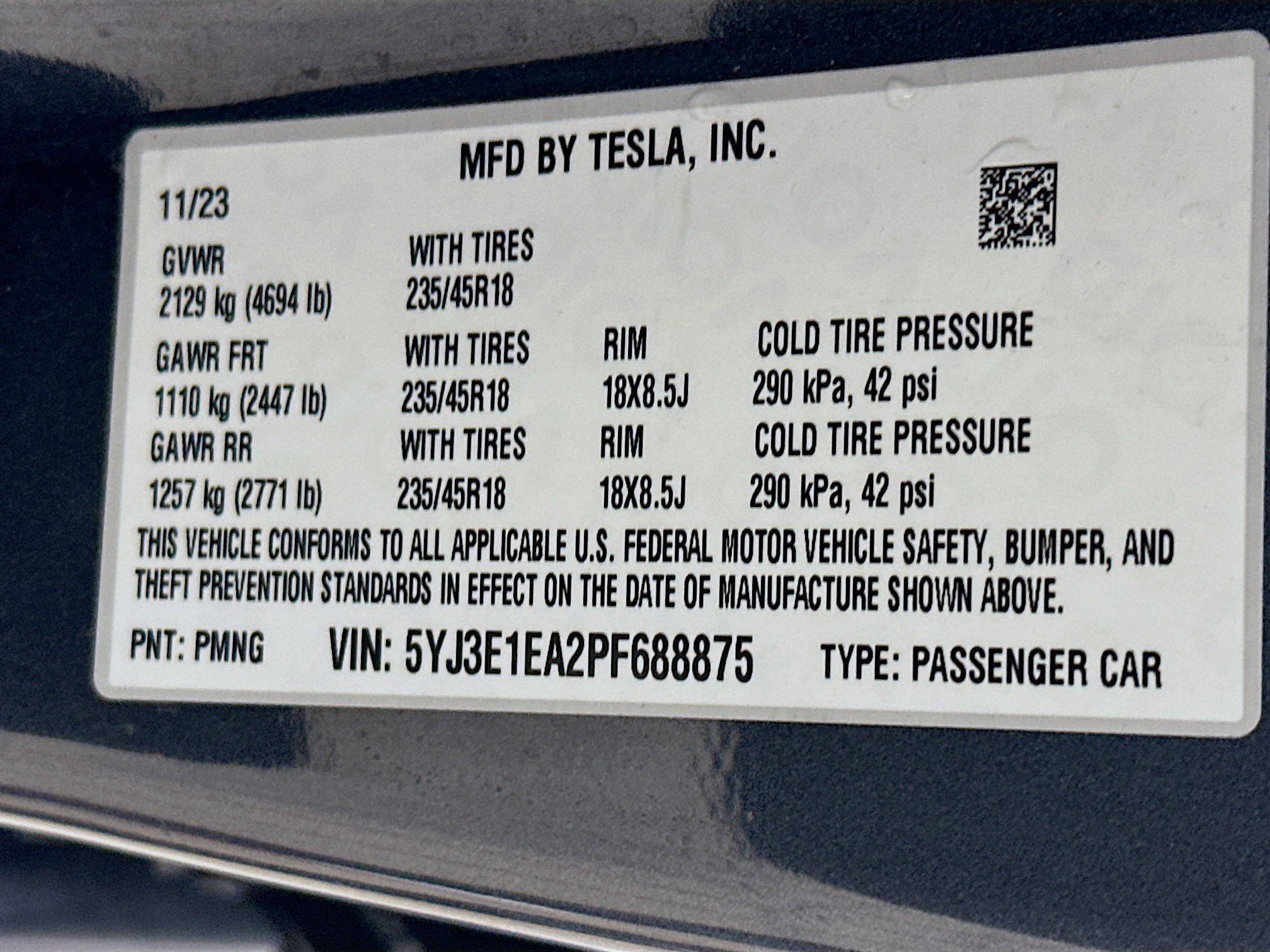 Used 2023 Tesla Model 3 Standard Range image 12