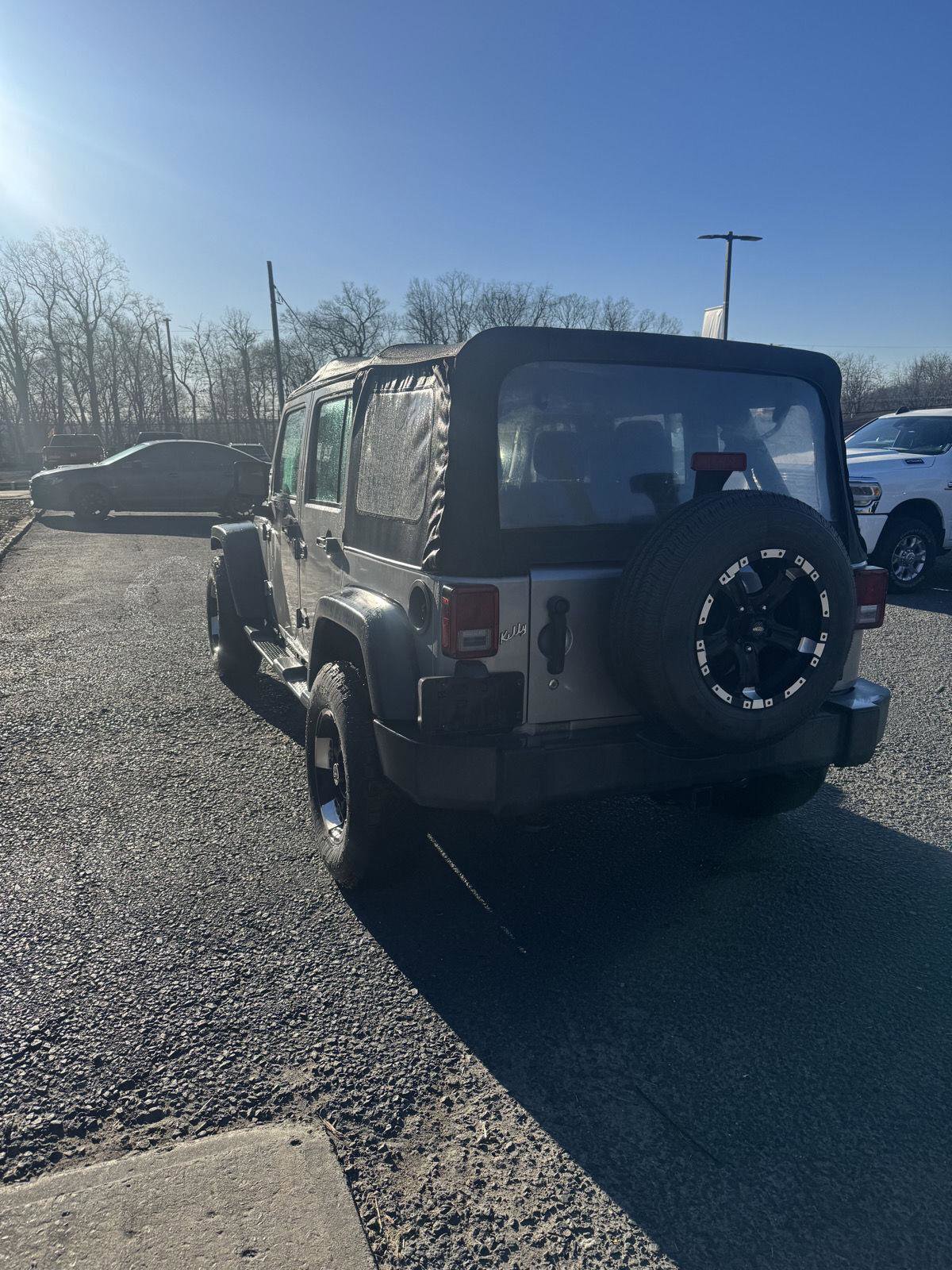 Used 2013 Jeep Wrangler Unlimited Sport image 5