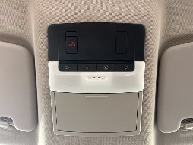 Used 2025 Nissan Rogue SV FWD image 33