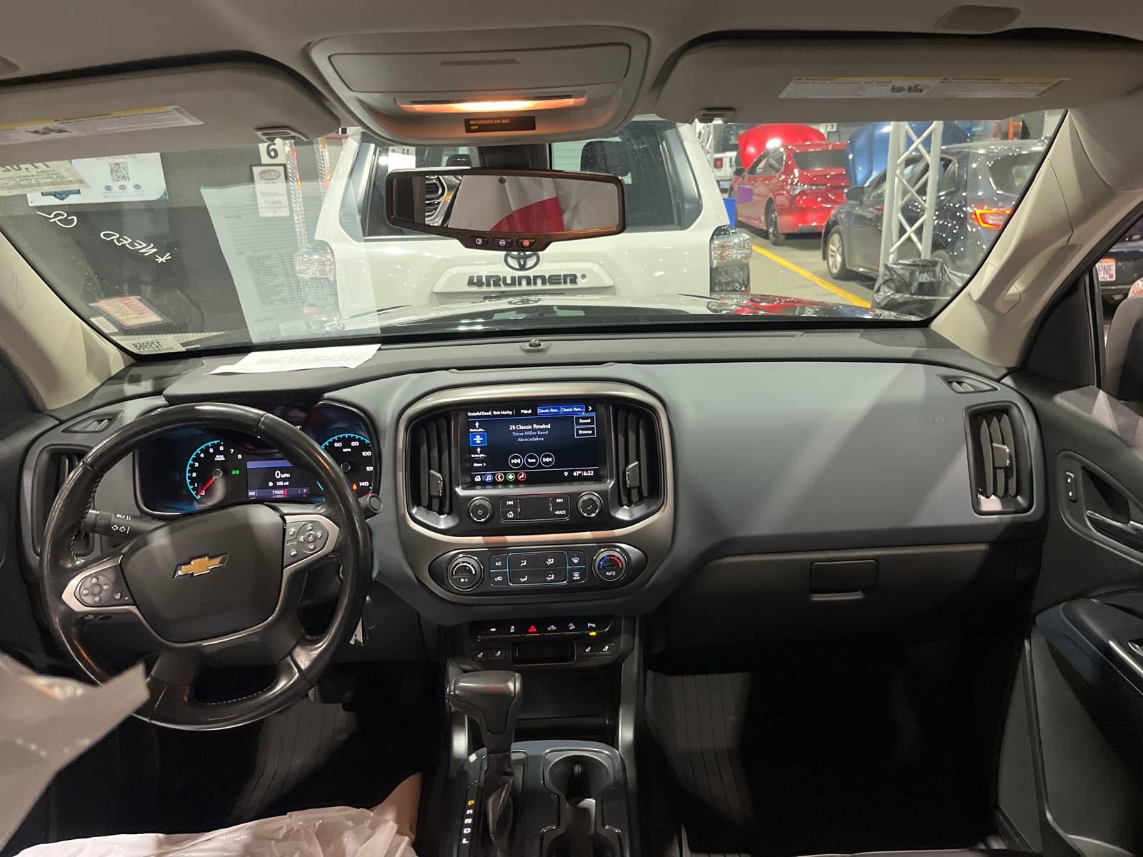 Used 2021 Chevrolet Colorado Z71 w/ Z71 Midnight Edition image 7