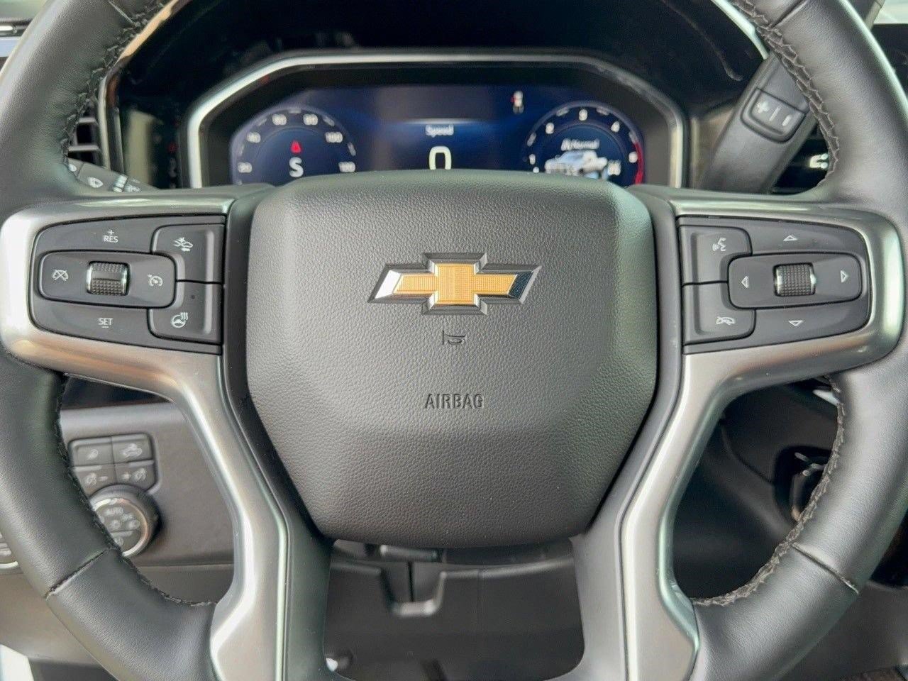 Used 2026 Chevrolet Silverado 3500 LT w/ Safety Package AWD/4WD image 11