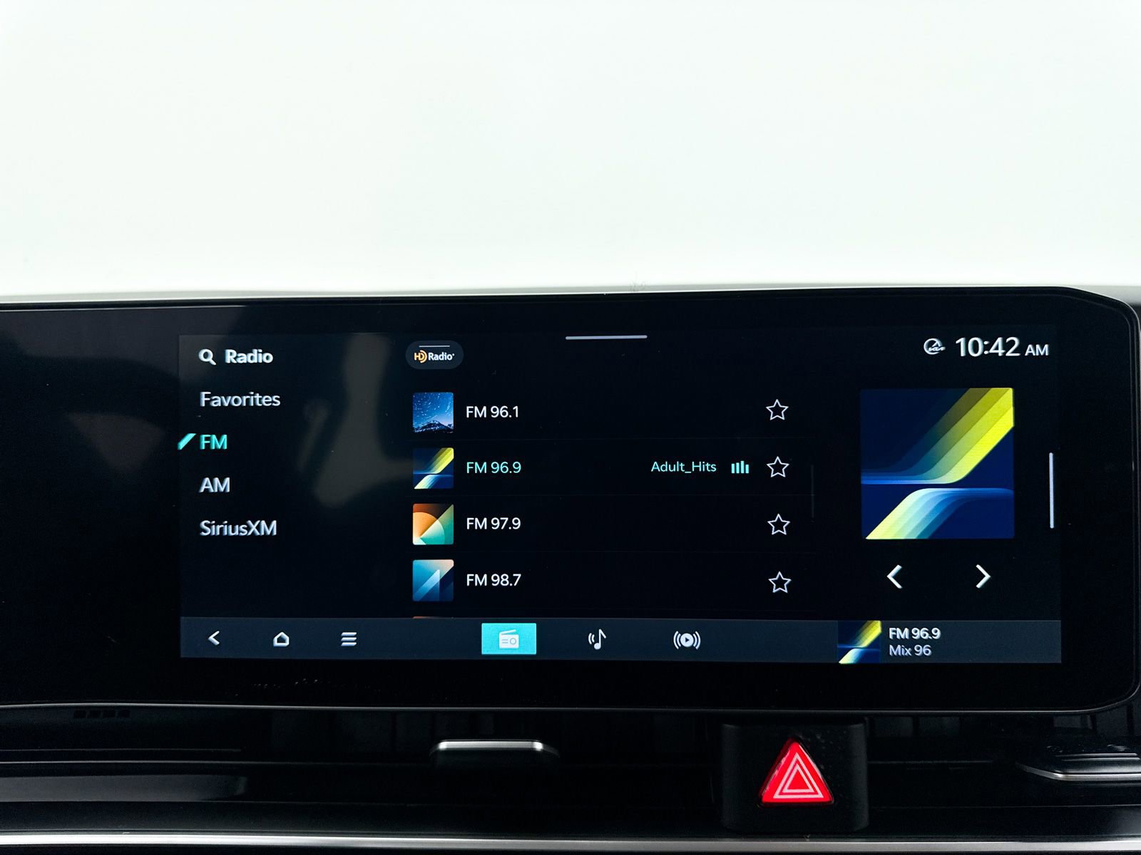 Certified 2025 Kia Carnival EX image 25