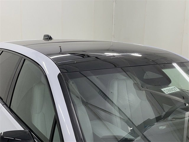 New 2026 Cadillac Lyriq Premium Sport image 19