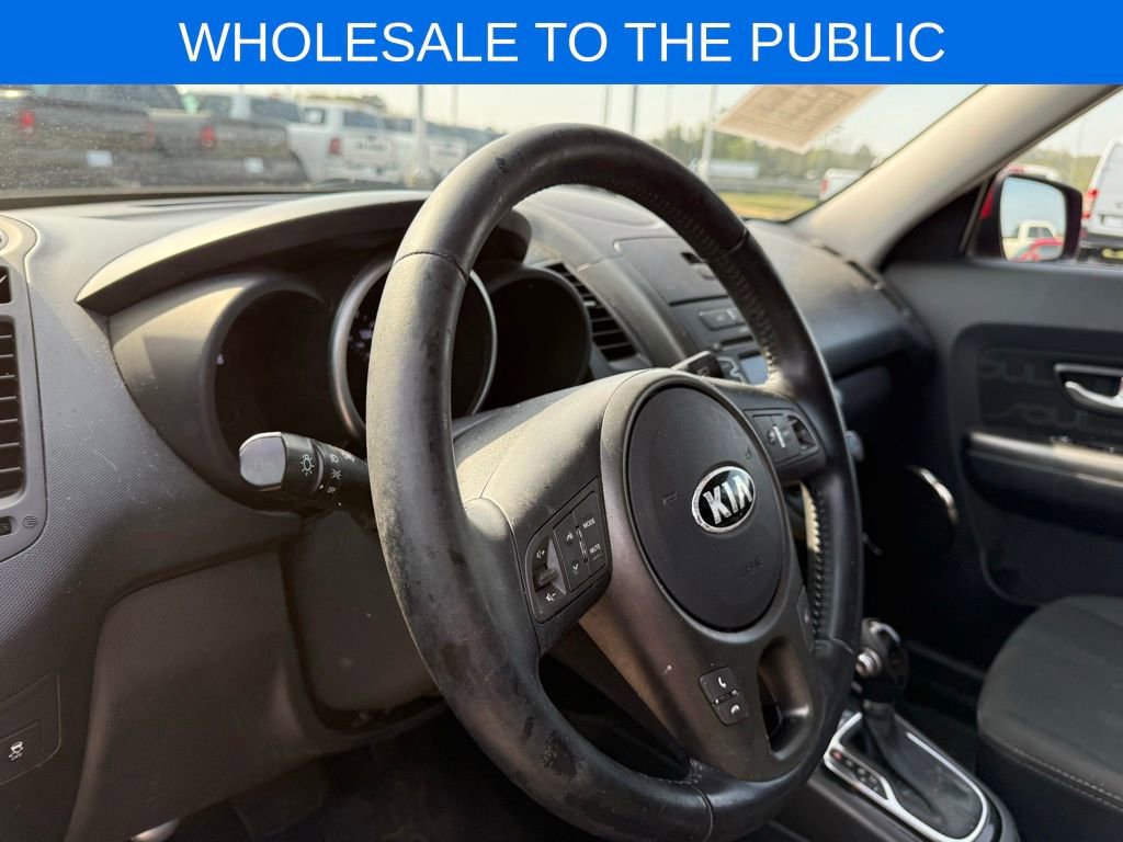 Used 2013 Kia Soul + image 21