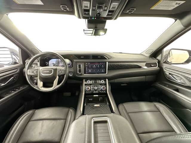 Used 2023 GMC Yukon Denali w/ Advanced Technology Package AWD/4WD image 11
