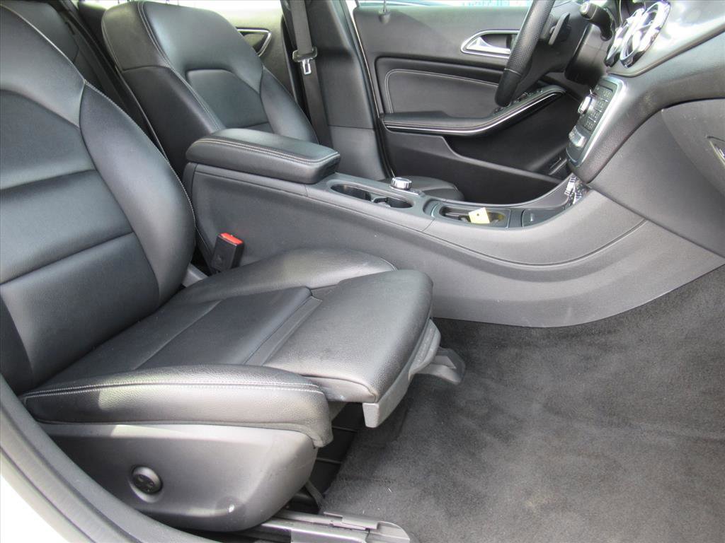 Used 2019 Mercedes-Benz GLA 250 GLA 250 image 9