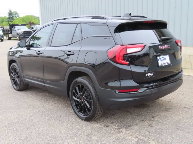 Used 2024 GMC Terrain SLT w/ Elevation Edition AWD/4WD image 8