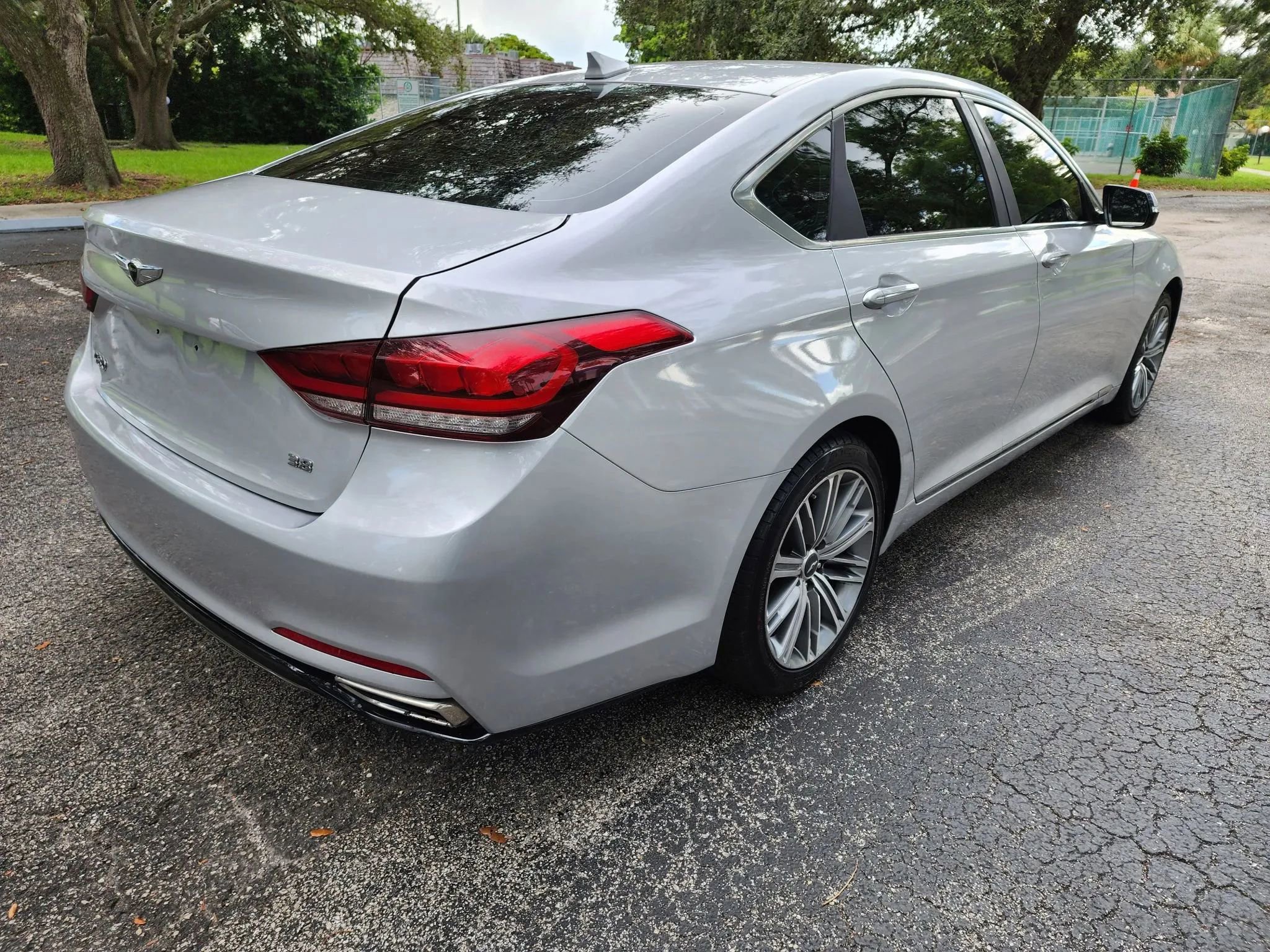 Used 2018 Genesis G80 3.8 image 16