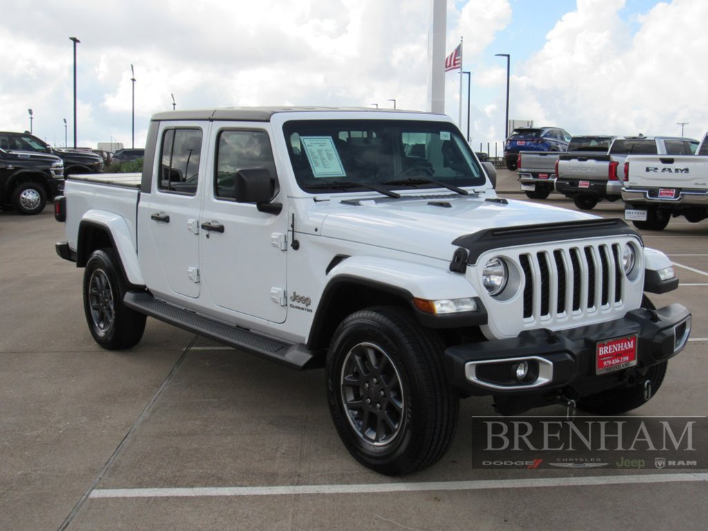 Used 2020 Jeep Gladiator Overland AWD/4WD image 8