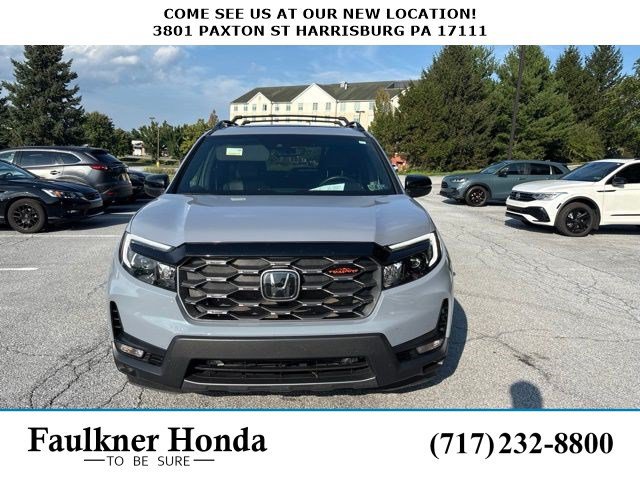 Used 2023 Honda Passport TrailSport image 1