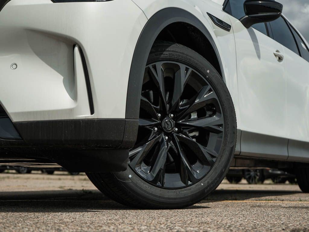 New 2026 MAZDA CX-90 Plug-In Hybrid w/Premium Sport AWD/4WD image 6