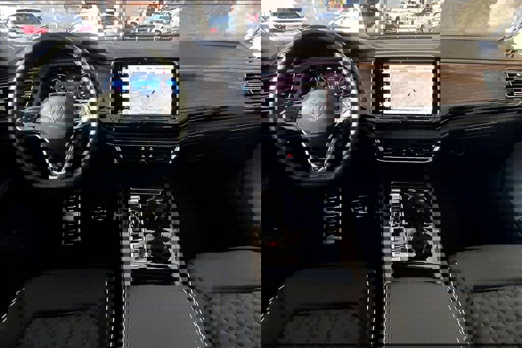 New 2026 Volkswagen Atlas SEL Premium R-Line image 15