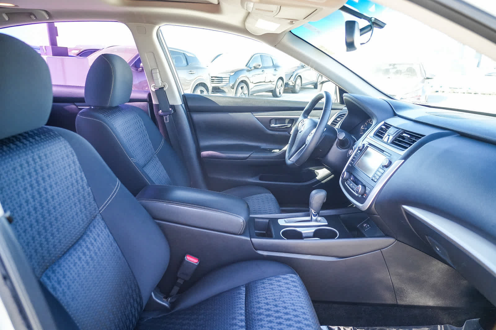 Used 2016 Nissan Altima 2.5 SV w/ Convenience Package FWD image 17