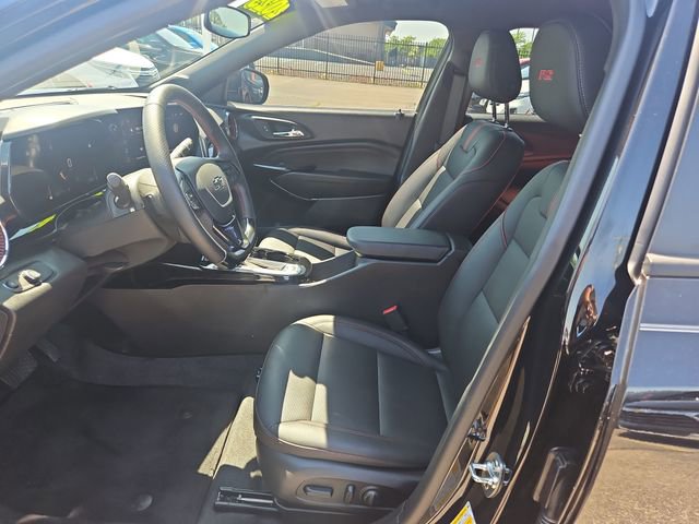 Used 2025 Chevrolet Trax RS FWD image 9