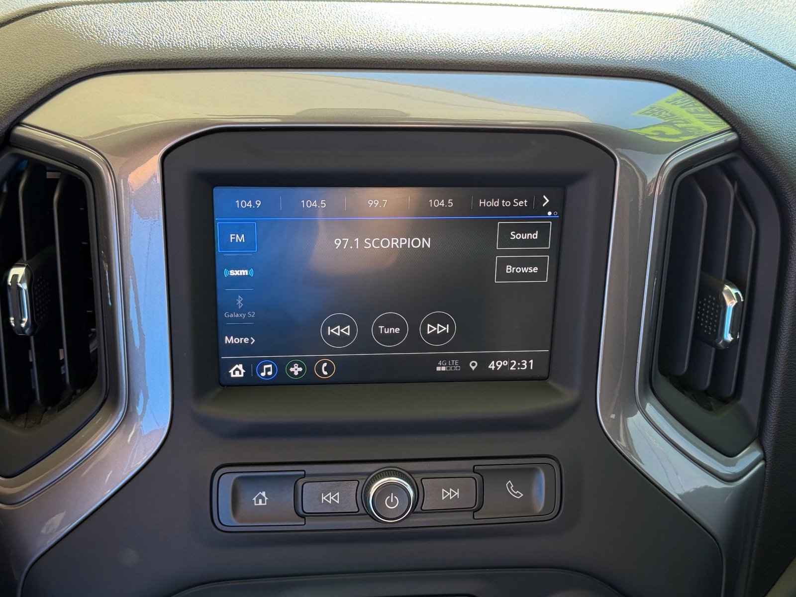 Used 2023 Chevrolet Silverado 2500 Custom w/ Custom Value Package image 10