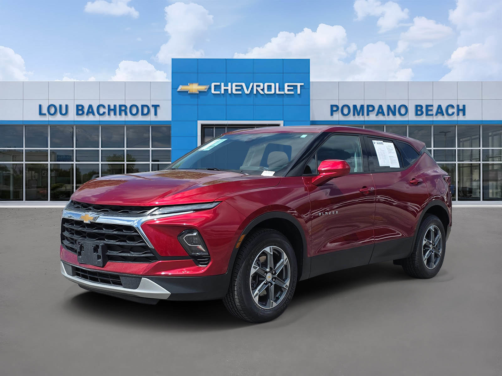 Used 2025 Chevrolet Blazer LT image 3