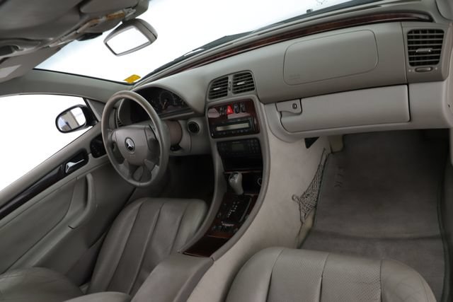 Used 1999 Mercedes-Benz CLK 320 Cabriolet image 23