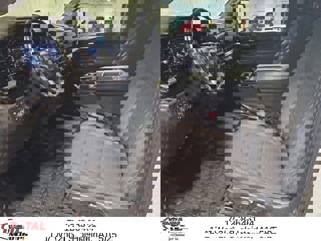 Used 2025 Chevrolet Silverado 3500 LT image 11