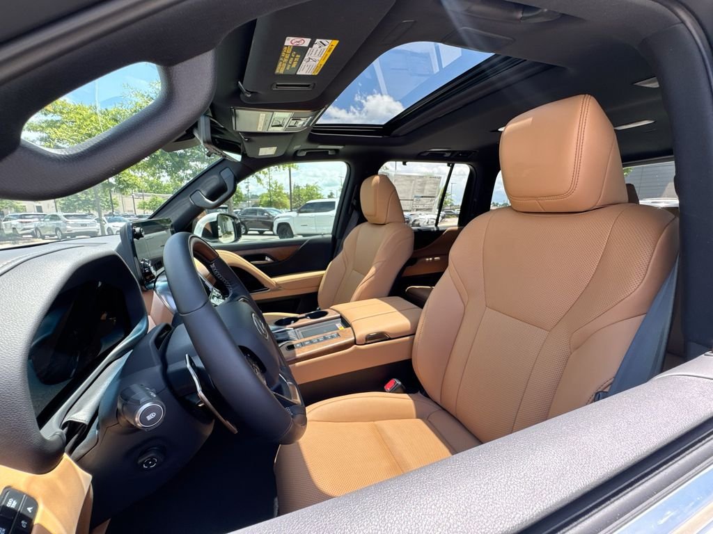 New 2026 Lexus LX 600 4WD w/ Luxury Package image 10