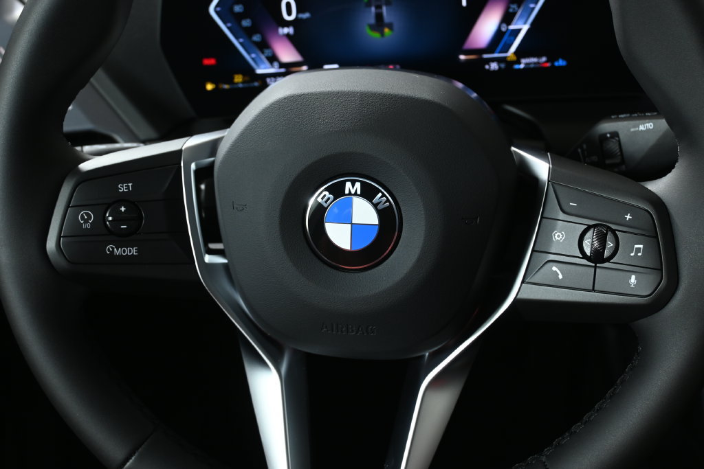 Used 2026 BMW 228i xDrive w/ Technology Package AWD/4WD image 19