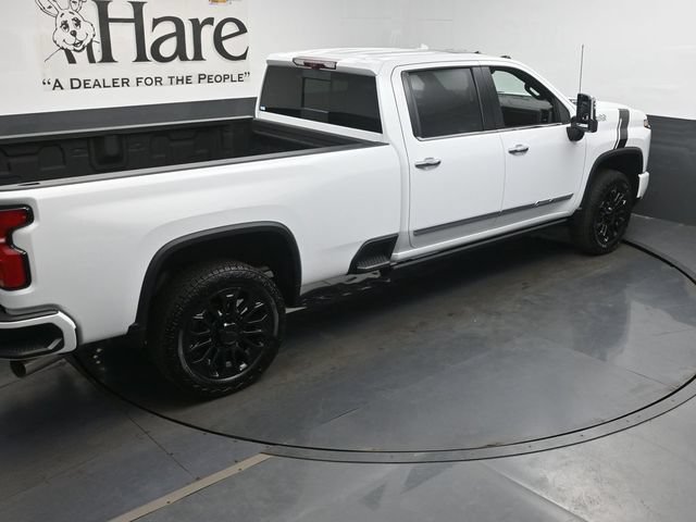 Used 2025 Chevrolet Silverado 2500 High Country w/ High Country Premium Package AWD/4WD image 37